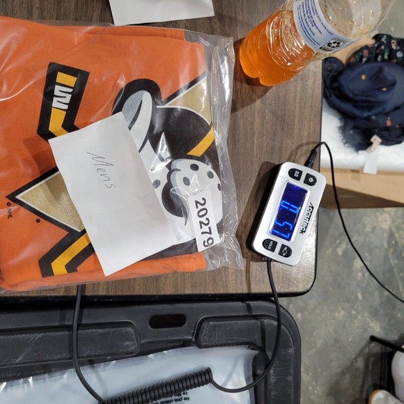 Mighty Ducks Shirt Mens Medium Orange NHL Reebok Ryan Getzlaf Hockey Tee - Picture 10 of 10